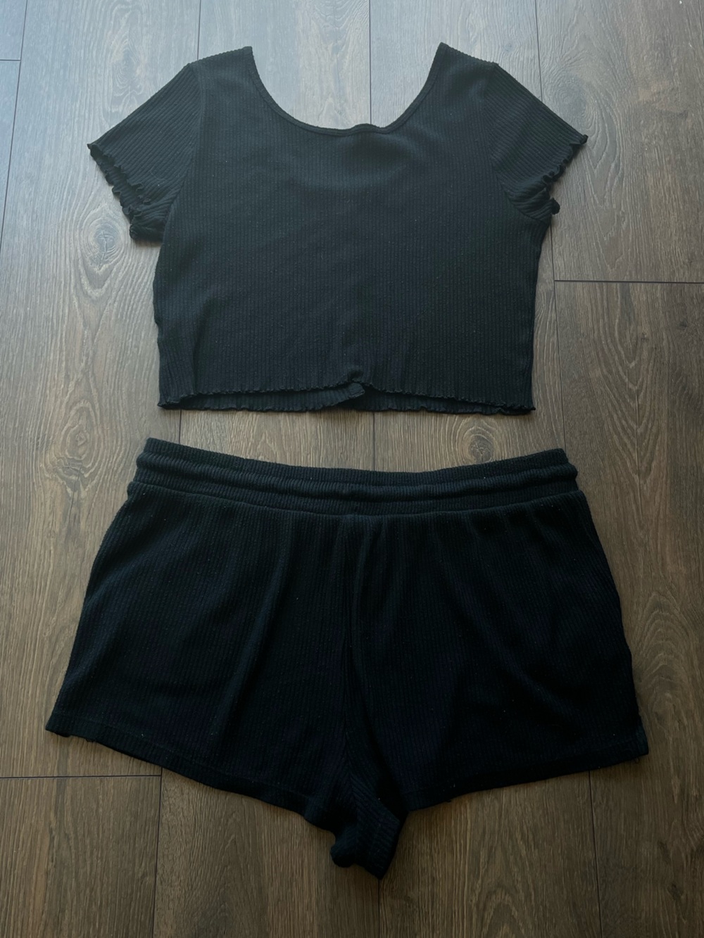 Colsie Ribbed Matching Lounge Set - Picture 2 of 13